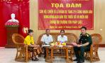Lữ đoàn xe tăng 215 tổ chức tọa đàm cùng nhân dân vùng đồng bào dân tộc thiểu số và miền núi chung tay thượng tôn pháp luật